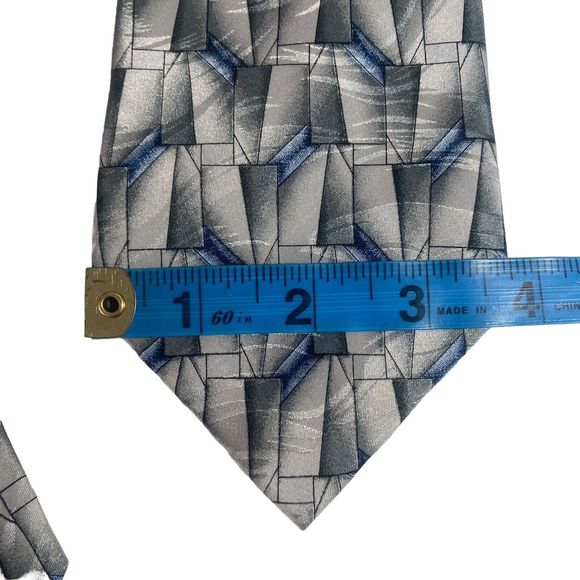 Antonia Collection Men's Fashionable 100% Silk Necktie Tie Grey Blue Geometric - Picture 7 of 7